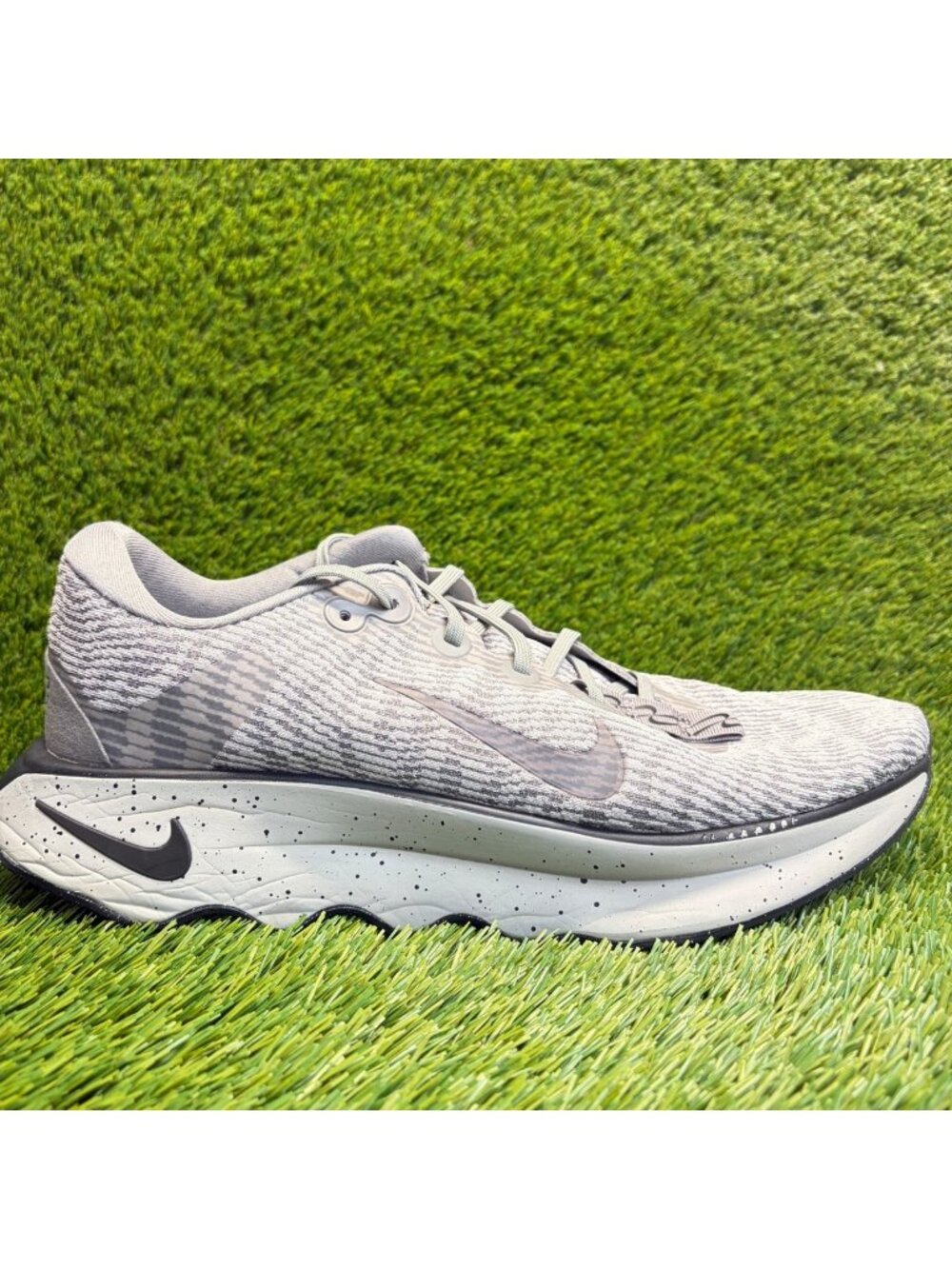 Nike Motiva Mens Size 14 Gray Black Athletic Running Walking Shoes Sneakers